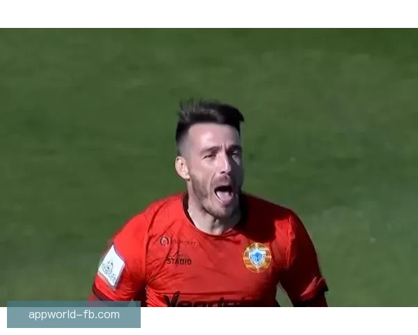 以萨福诺夫自述门将风格朗斯防守不给对手破门机会